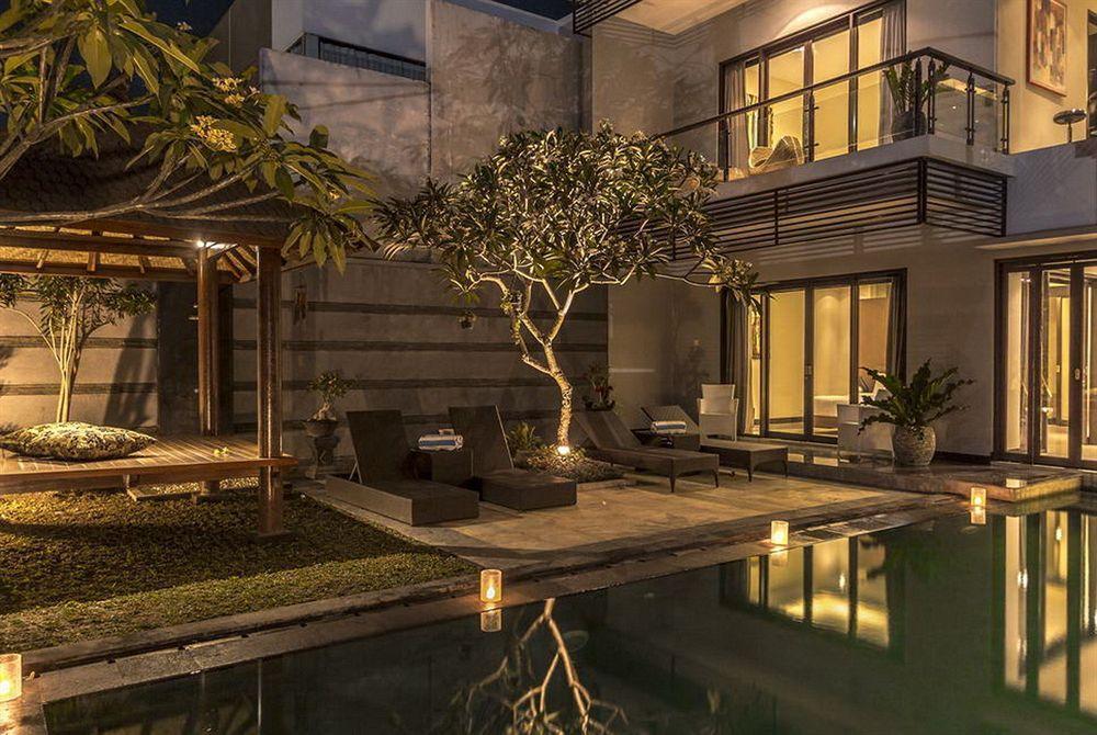 Villa Cascade Seminyak Esterno foto