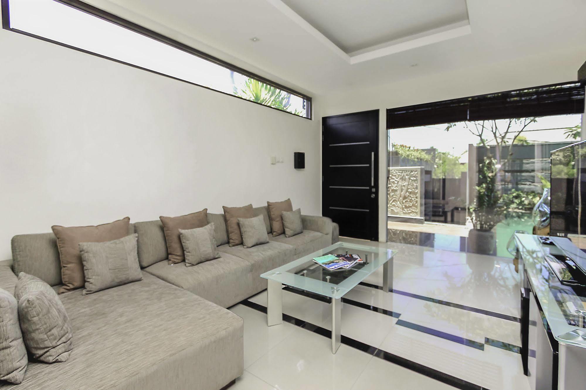 Villa Cascade Seminyak Esterno foto